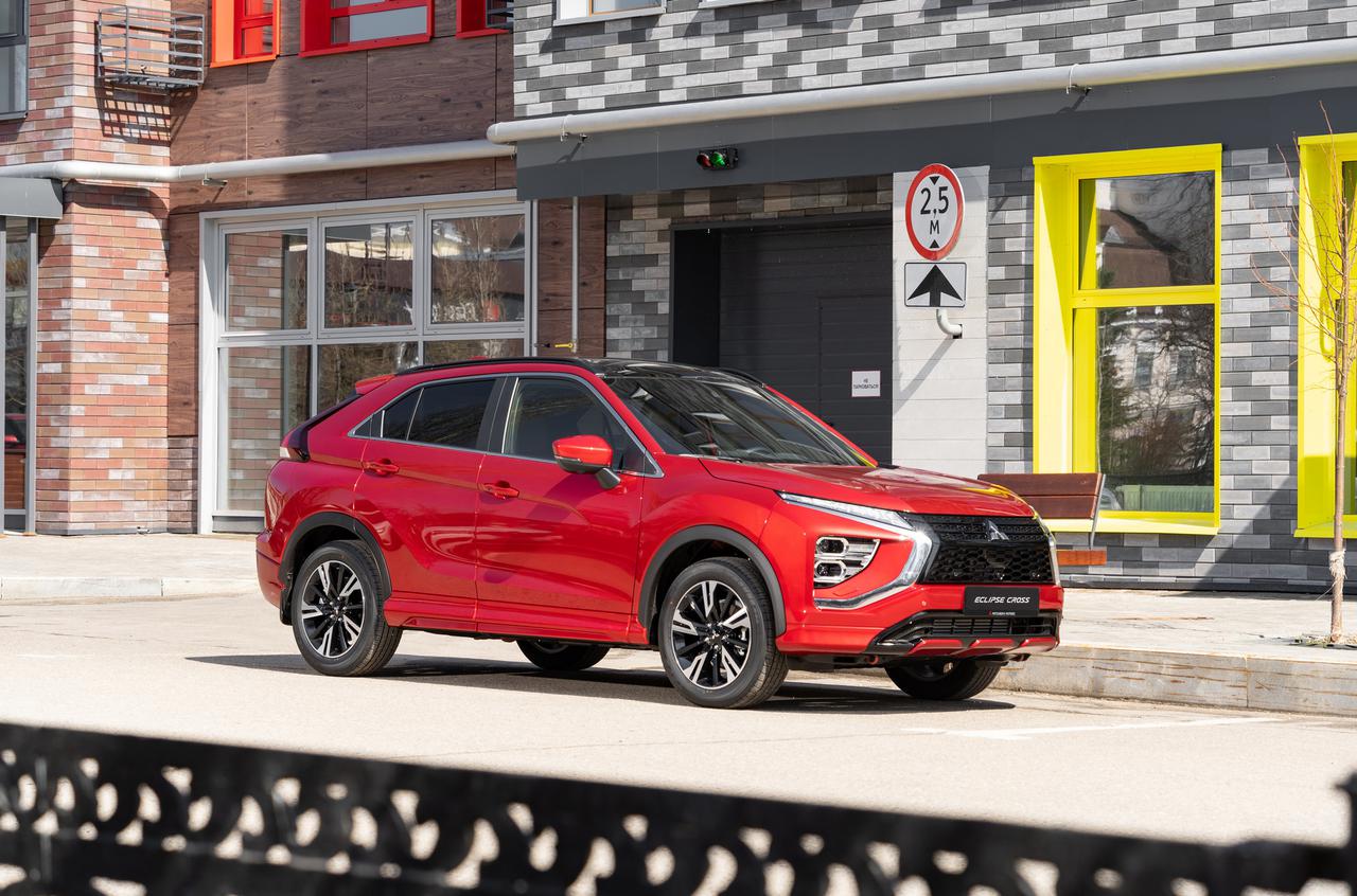 Обновлённый Mitsubishi Eclipse Cross Обновлённый Mitsubishi Eclipse Cross