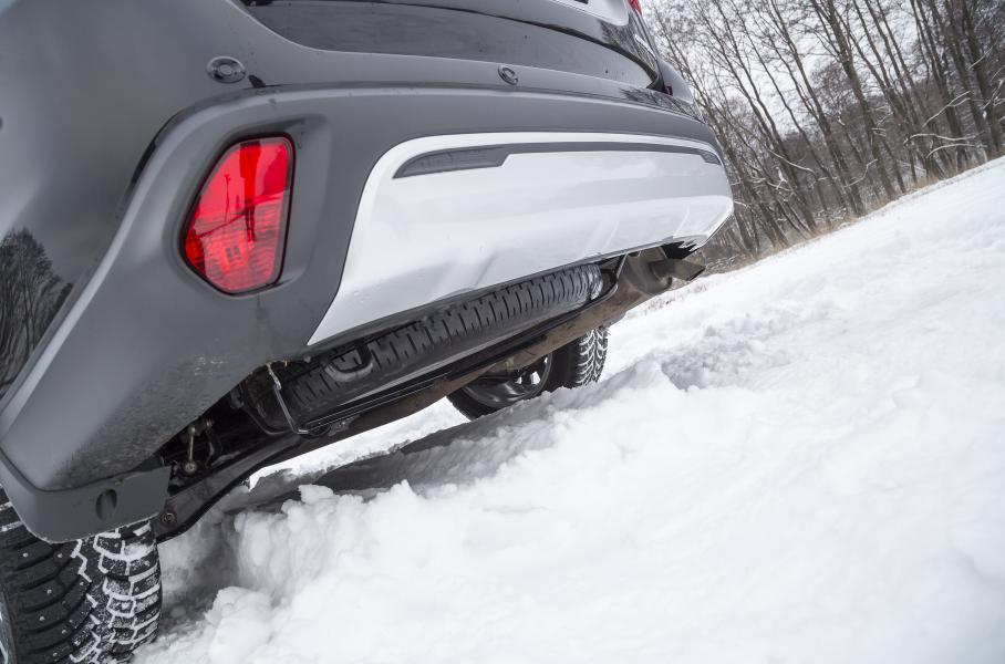 А спрятанная под задним свесом запаска ограничивает проходимость Mitsubishi Outlander