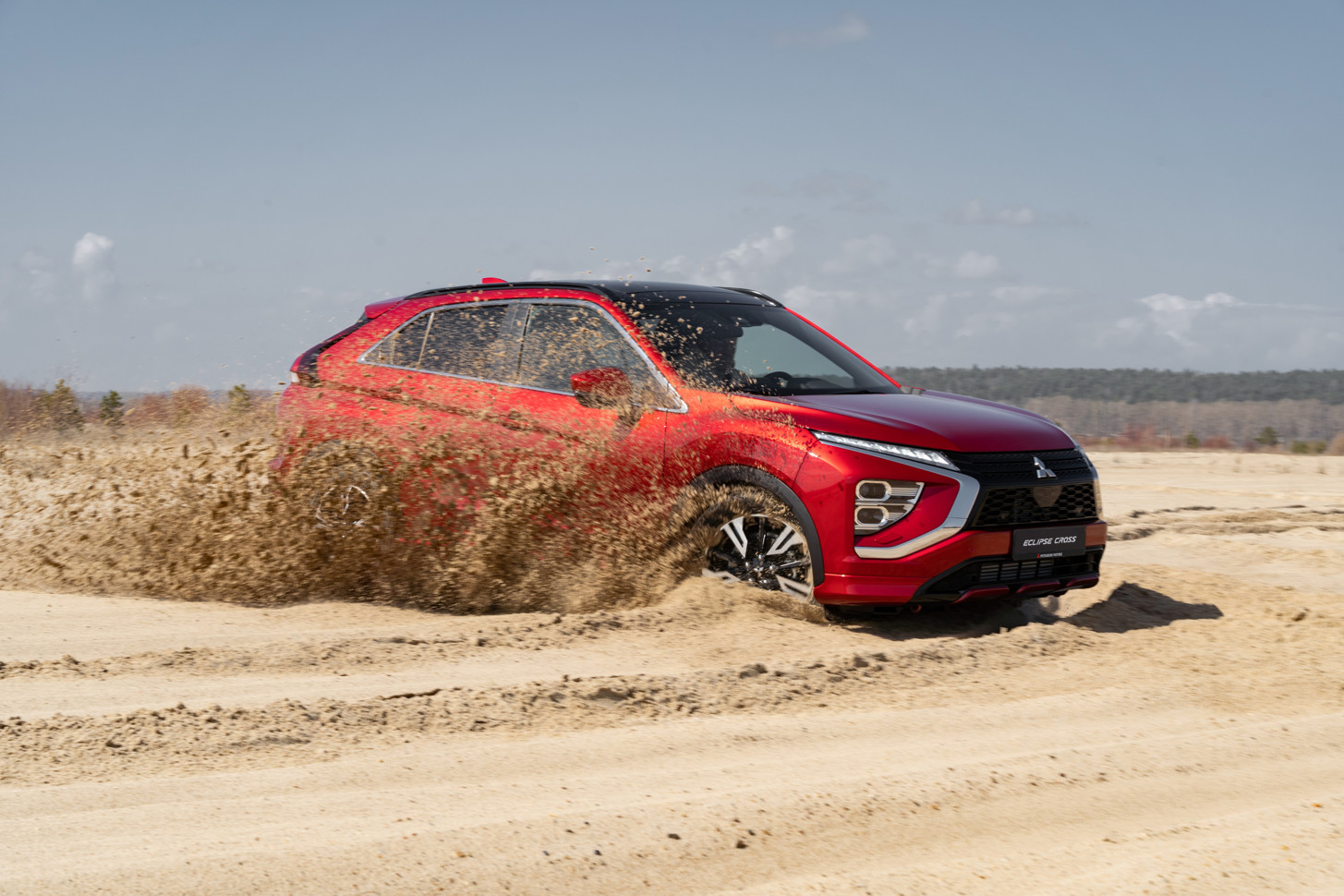 Обновленный Eclipse Cross Обновленный Eclipse Cross