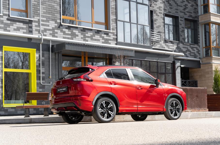 Обновлённый Mitsubishi Eclipse Cross Обновлённый Mitsubishi Eclipse Cross